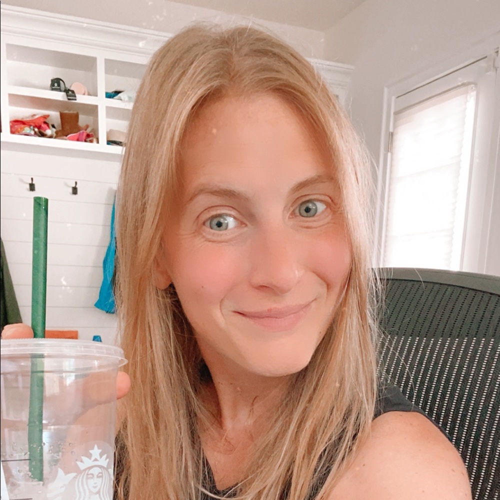 Meet your Posher, Jennie